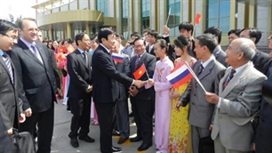 สื่อมวลชนรัสเซียรายงานข่าวเกี่ยวกับการเยือนของประธานประเทศTrương Tấn Sang